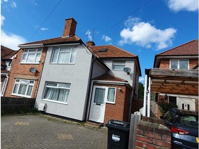 House for rent in London Borough of Hounslow, Isle Of Man