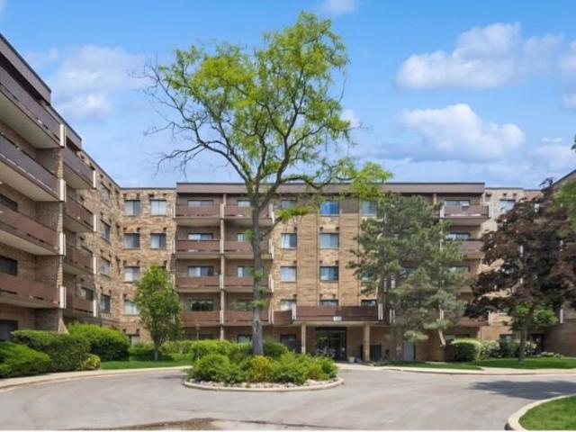 Condo for sale in Elk Grove Village Condo for sale in Elk Grove Village