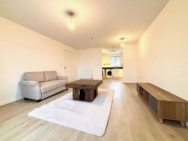 Apartment for rent in Meon Vale, Alderminster