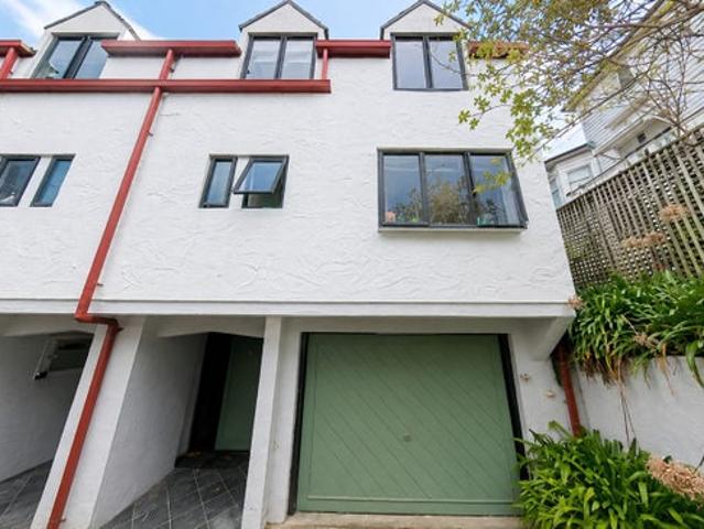 House for rent in Matata, Wellington