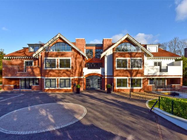 Apartment for rent in Penn, Knotty Green