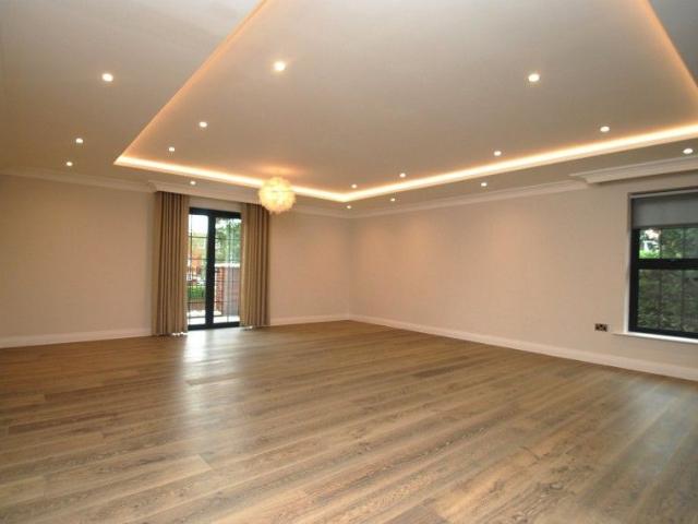 House for rent in Penn, Knotty Green