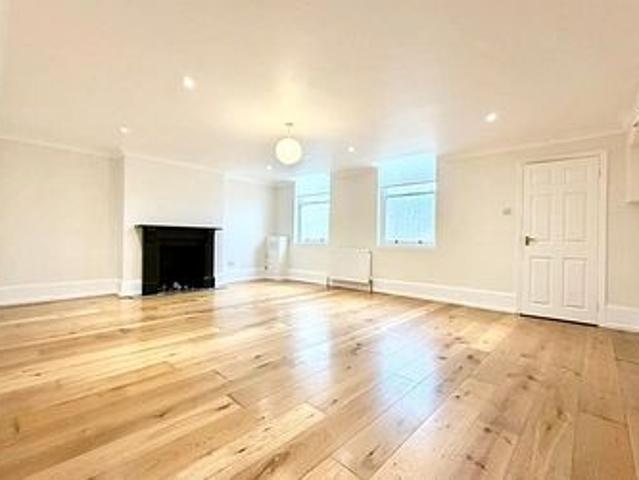 Apartment for rent in East Cliff, Acol