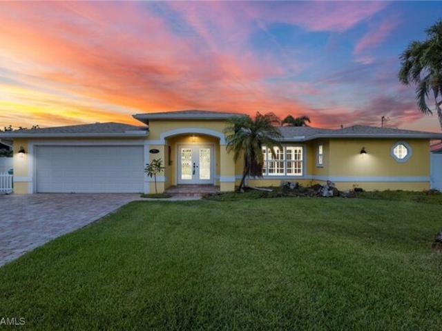 House for sale in Cape Coral House for sale in Cape Coral