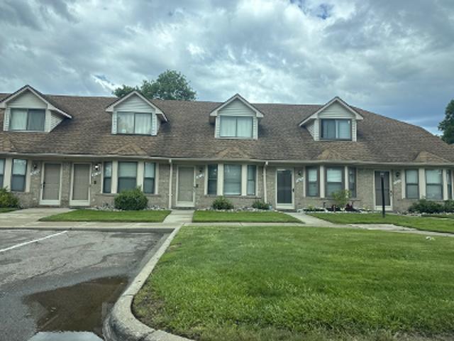 Condo for sale in Clinton Township, Michigan