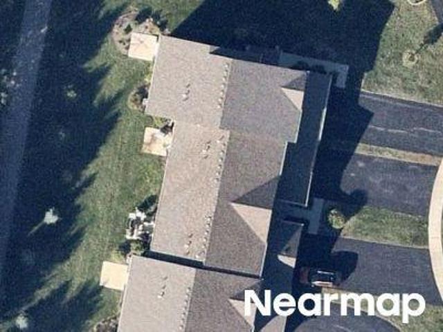 House for sale in Mchenry, Illinois