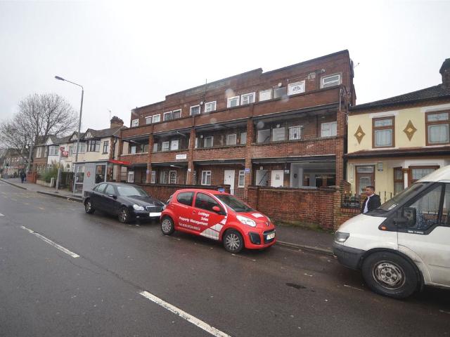 Apartment for rent in Leyton, Greater London