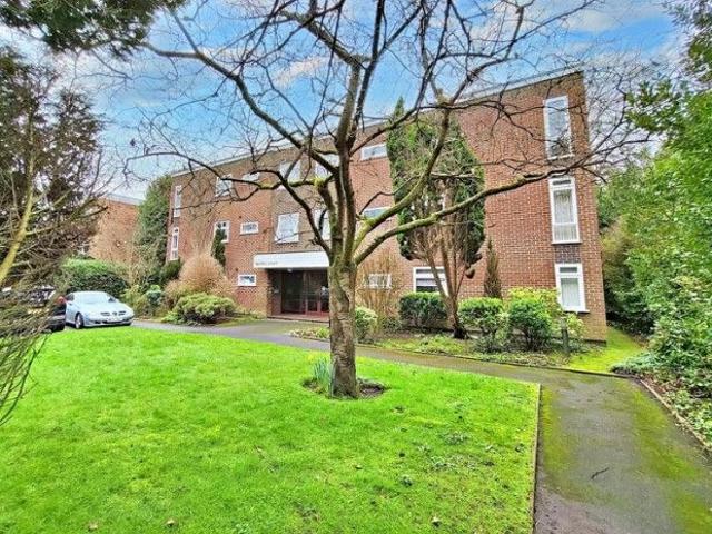 Apartment for rent in Charminster, Bournemouth