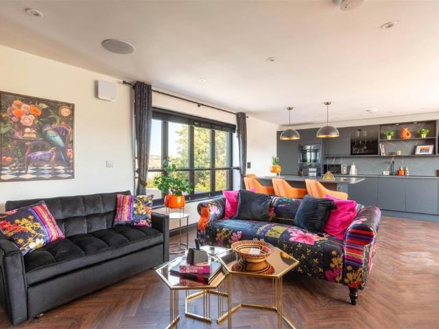 Apartment for rent in Hanover & Queen's Park, Brighton