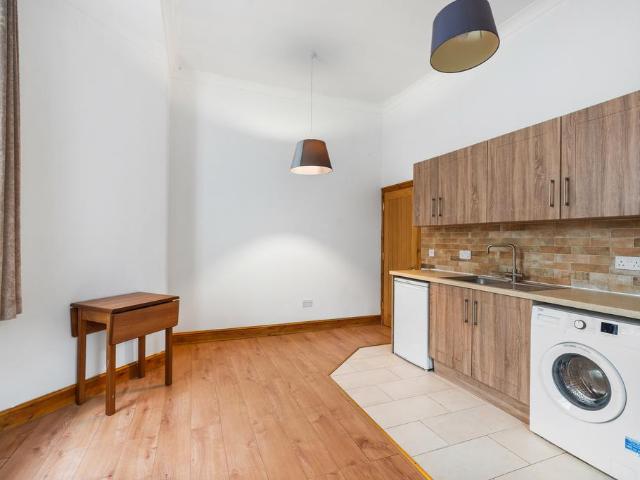 Apartment for rent in Round Hill, Brighton & Hove