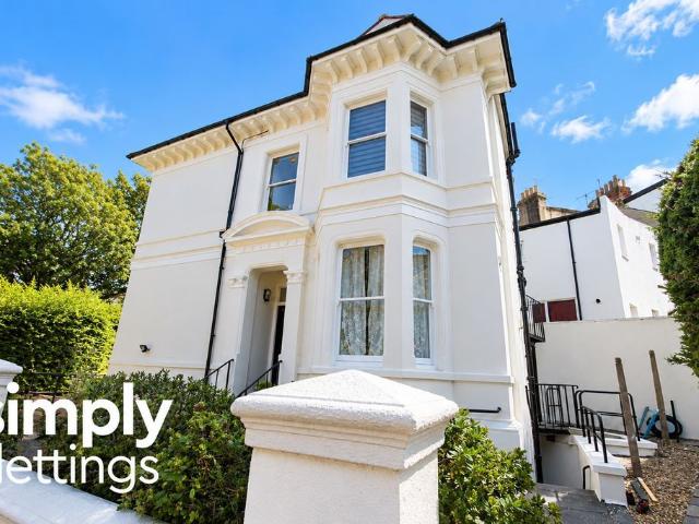Studio for rent in Round Hill, Brighton & Hove