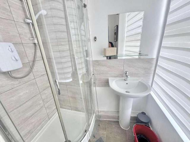 Apartment for rent in Dewsbury, Eightlands