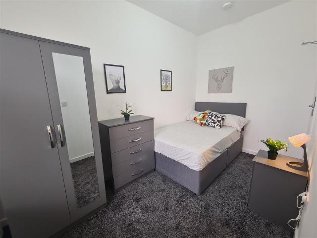 Room for rent in Brierley Hill, West Midlands