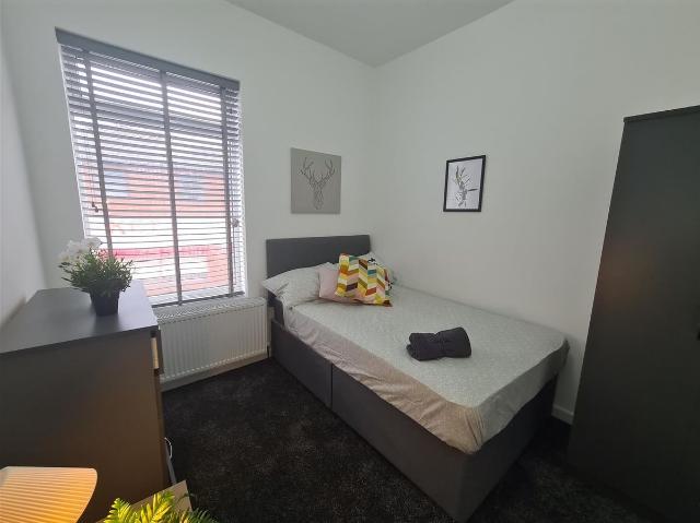 Room for rent in Brierley Hill, West Midlands