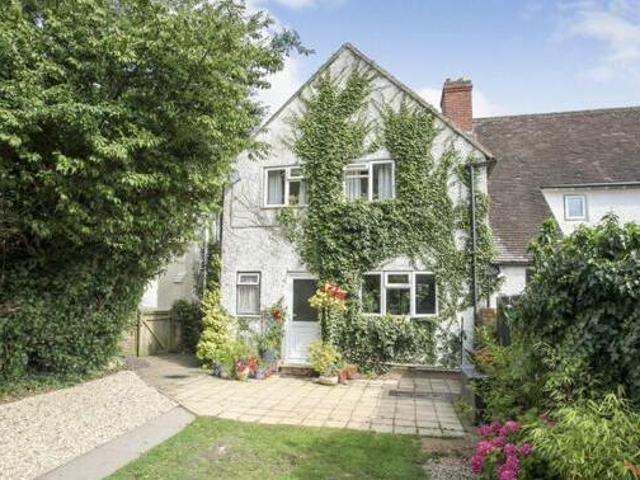 House for sale in Fossebridge, Gloucestershire