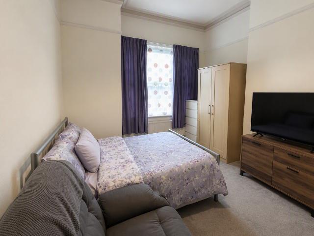 Room for rent in Hazel Grove, Greater Manchester