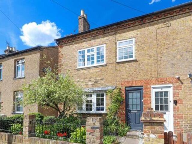 House for sale in Uxbridge, Greater London