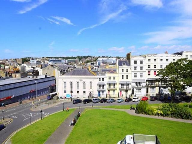 Apartment for rent in Old Town, Guestling Green