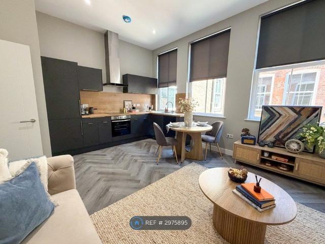 Apartment for rent in Black Friars, Old Wharf