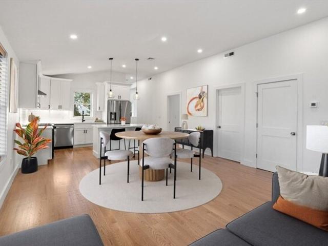 Condo for sale in Waltham, Massachusetts