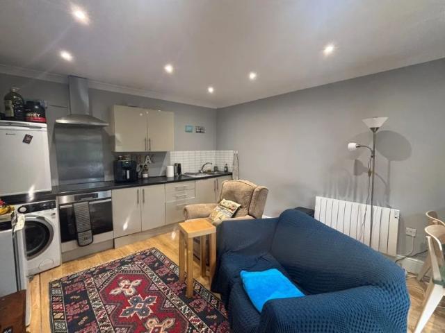 House for rent in Lindley, West Yorkshire