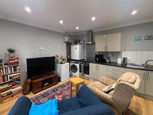 House for rent in Lindley, West Yorkshire