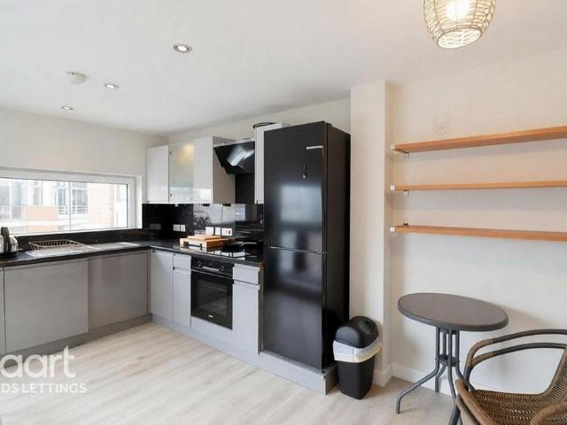 Apartment for rent in Holbeck, Leeds