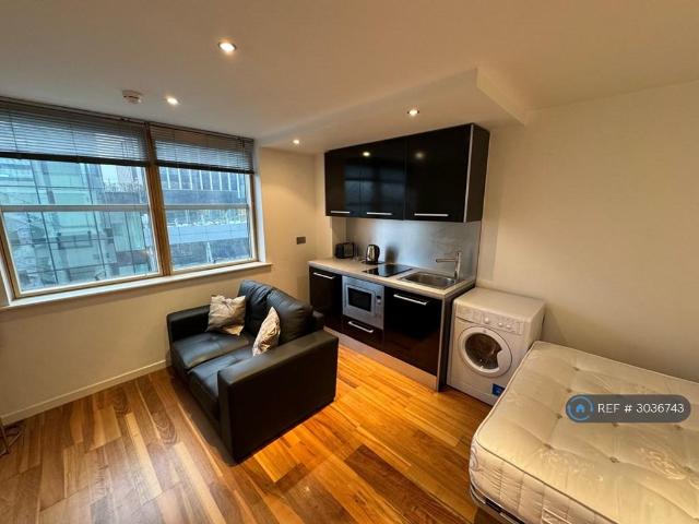 Apartment for rent in Holbeck, West Yorkshire
