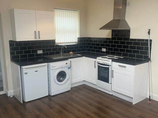 Studio for rent in Spring Park, Luton
