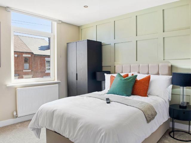 Room for rent in Caldermill, East Midlands