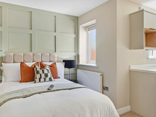 Room for rent in Caldermill, East Midlands