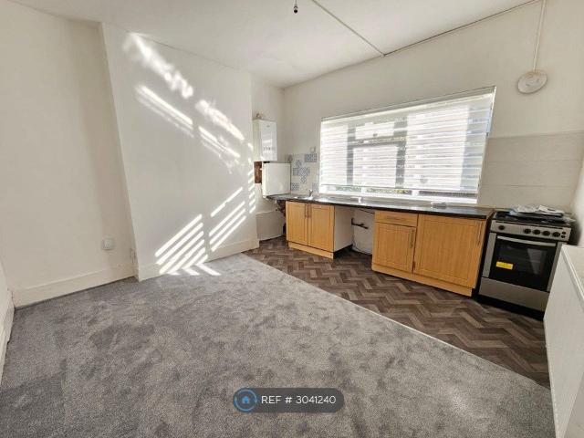 Apartment for rent in Higher Broughton, Salford
