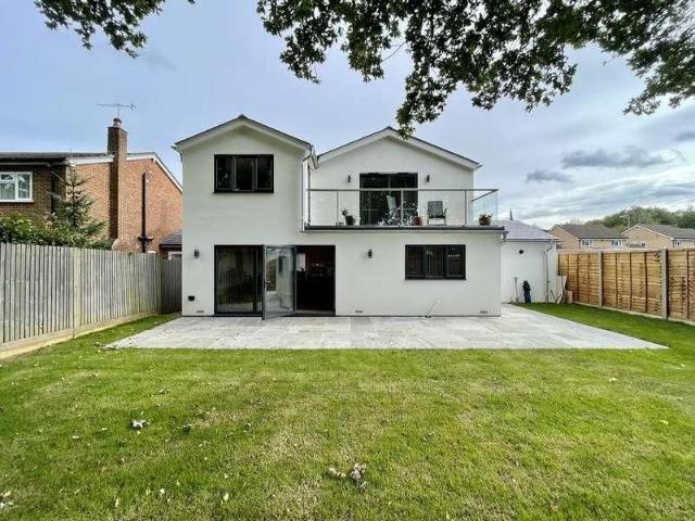 House for rent in Red Hill, Surrey