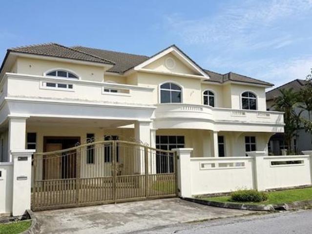 Bungalow for sale in Wellesley, Penang