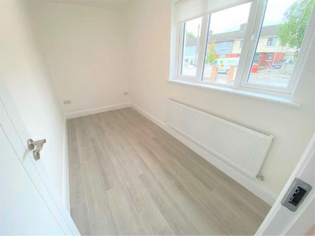 Apartment to rent in Bluebell, North Tipperary