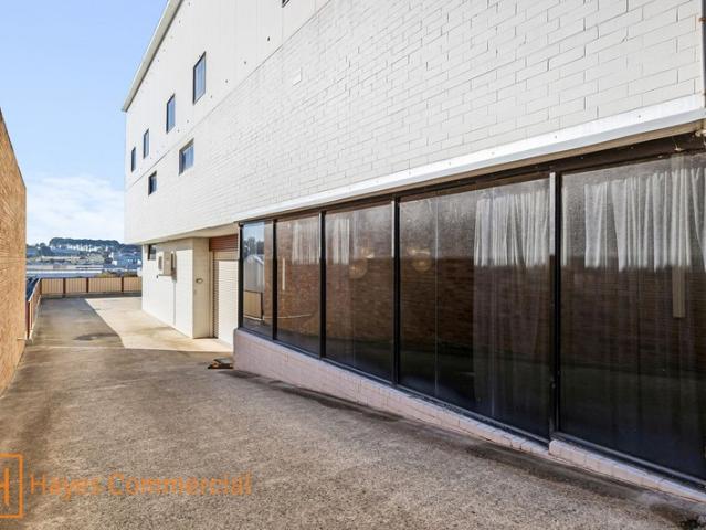 Warehouse for rent in O'connor, Western Australia