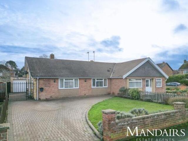 House for sale in Hampton Green, Cambridgeshire