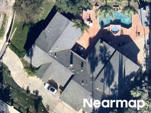 House for sale in Woodland Hills-Warner Center Neighborhood Council District, Canoga Park