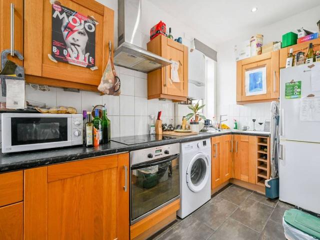 House for rent in London Borough of Ealing, Greater London