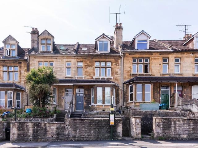 Apartment for rent in Beechen Cliff, Dulcote