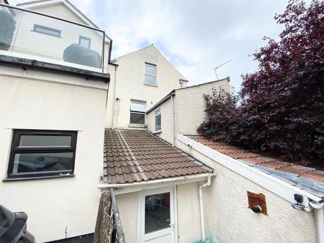 Apartment for rent in Upper Knowle, Bristol
