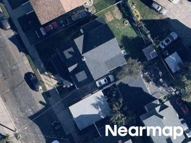 House for sale in Bridgeport, Connecticut