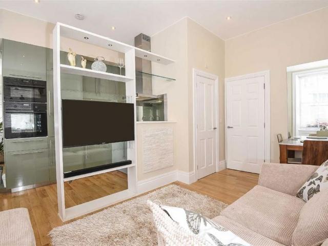 Apartment for rent in East Marylebone, Mayfair