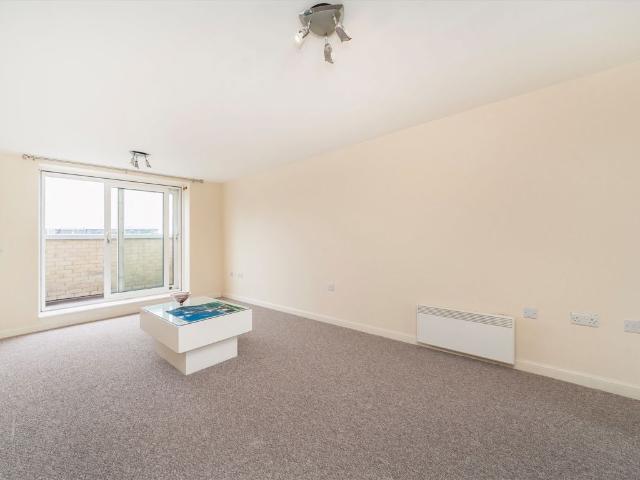 Apartment for rent in Preston, Greater London