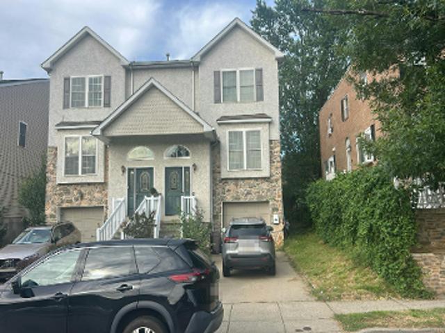 House for sale in Blue Grass, Philadelphia