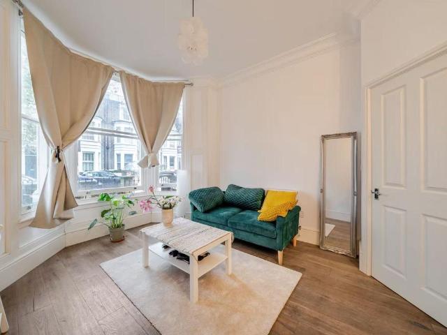 Apartment for rent in Hammersmith, Greater London