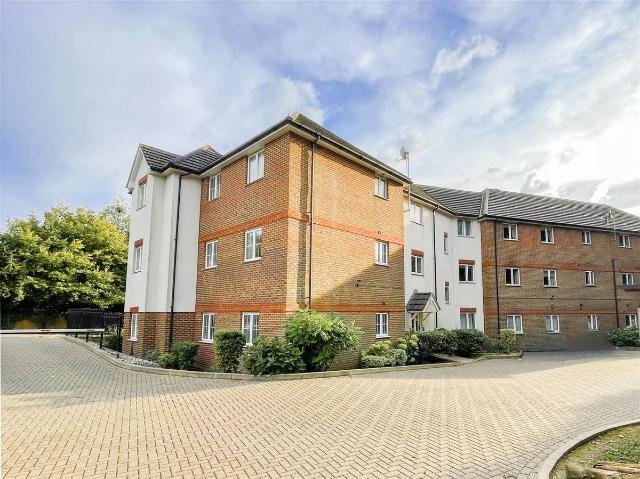Apartment for rent in Silverhill Park, Guestling Green