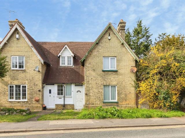 Apartment for rent in Stanborough, Fretherne