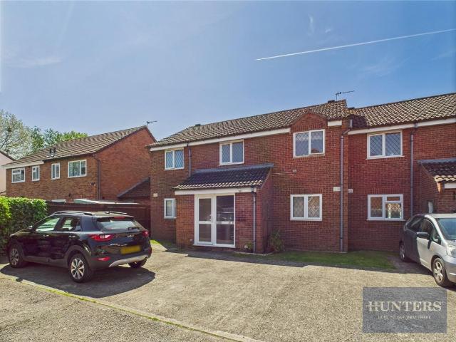 Apartment for rent in Golden Valley, Gloucestershire