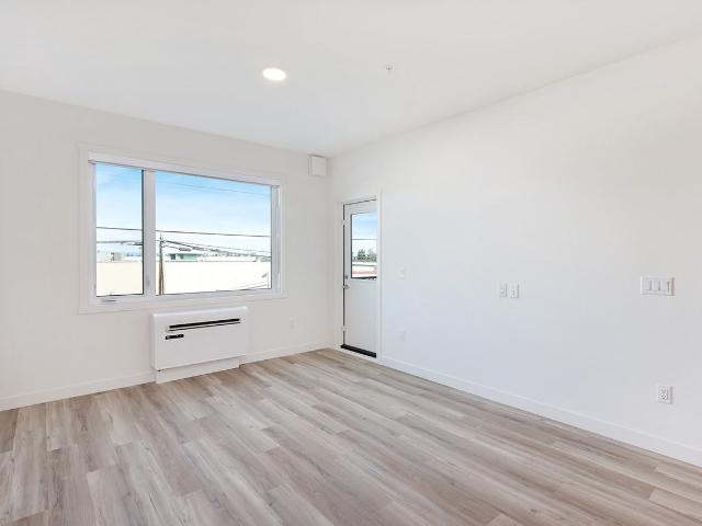 Apartment for rent in French Creek, Parksville